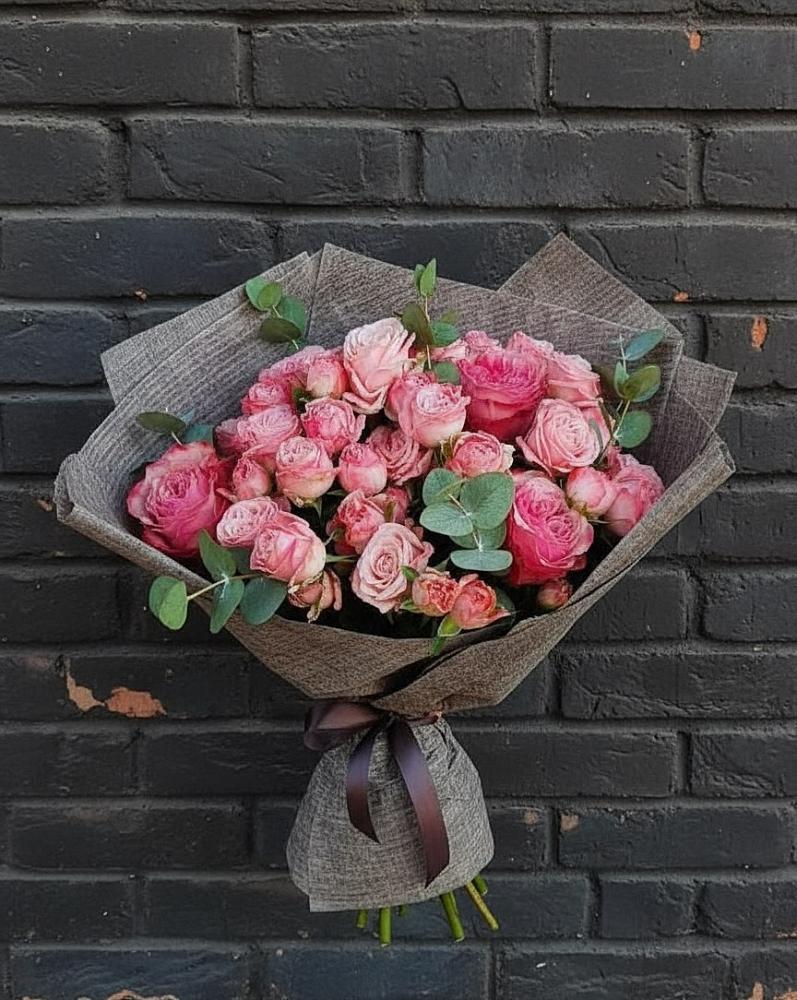 Букет цветов из: Розы в Западный