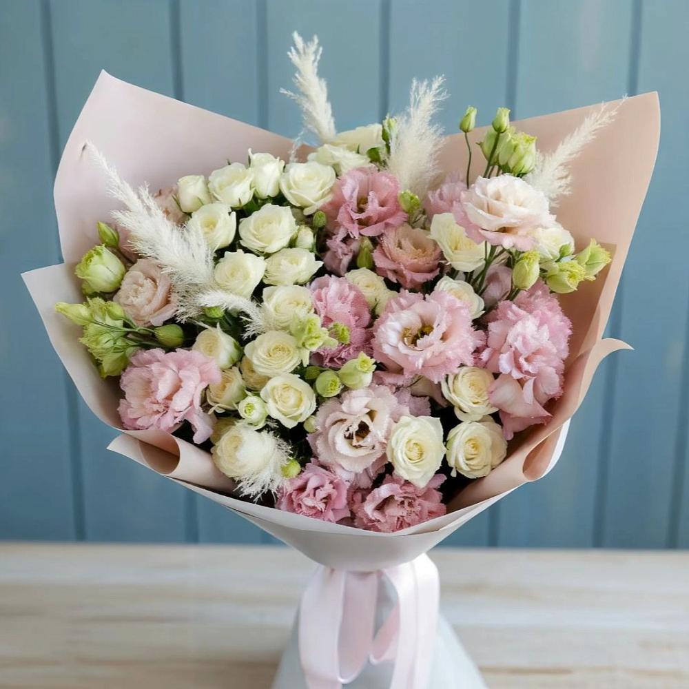 Букет цветов из: Альстромерии и Розы в Западный