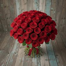 Букет 55 Красных роз Фридом #REPLACE_PRED# Западный