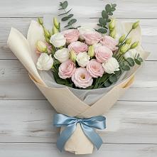 Букет цветов из:  Лизиантусы #REPLACE_PRED# Западный