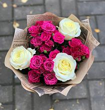 Букет цветов из:  Розы #REPLACE_PRED# Западный