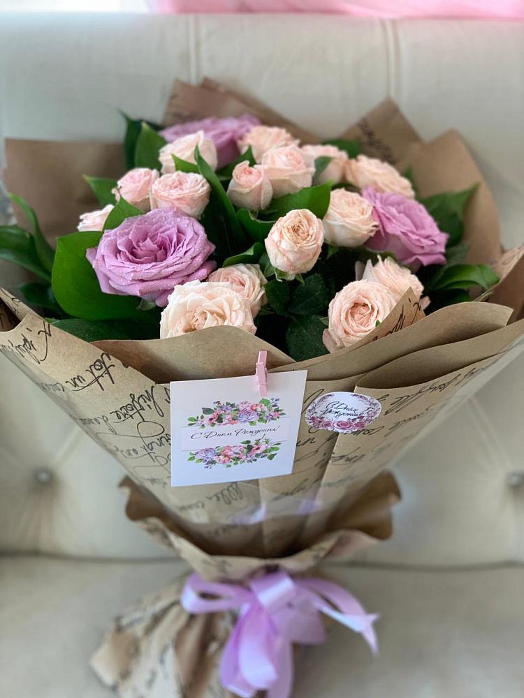 Букет цветов из: Розы в Западный