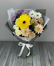 Букет цветов из:  Розы, Герберы и Хризантемы в Западный