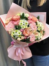Букет нежные объятья в Западный Букет цветов из: Гвоздики, Розы и Хризантемы в Западный