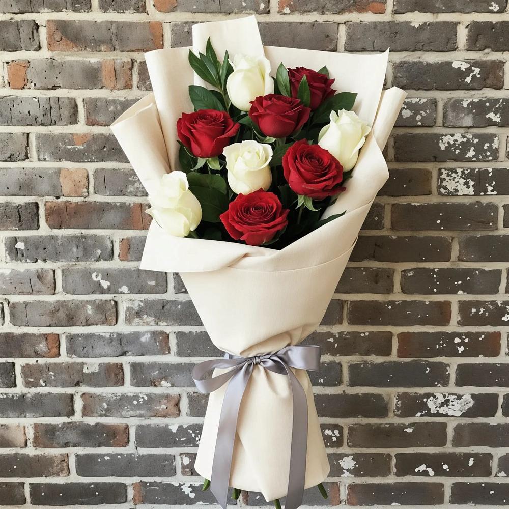 Букет цветов из: Розы в Западный