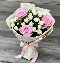 Букет цветов из:  Розы в Западный
