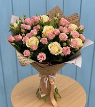 Букет цветов из:  Розы в Западный