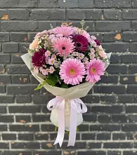 Букет цветов из:  Герберы и Хризантемы в Западный
