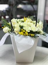 Цветочная композиция из Розы  в Западный