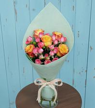 Букет цветов из:  Розы в Западный