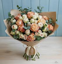 Букет цветов из:  Альстромерии и Розы #REPLACE_PRED# Западный